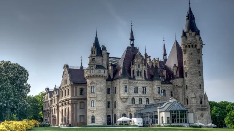 Luxury Castle Hotels in Britain