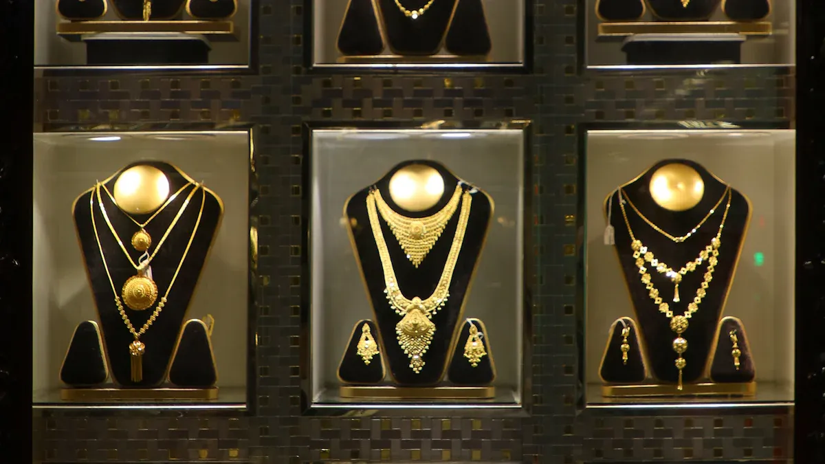 Exploring the Best Jewelry Brands: 25 Iconic Designers