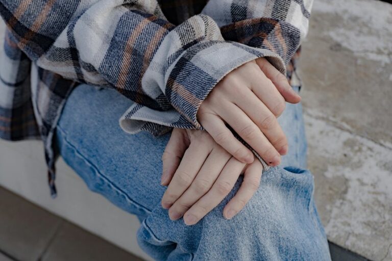 casual outfit jeans and flannel