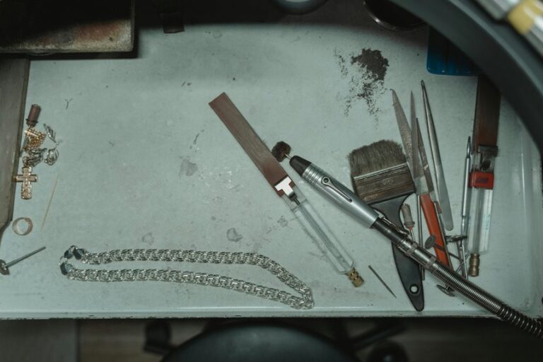 creating custom jewelry pieces