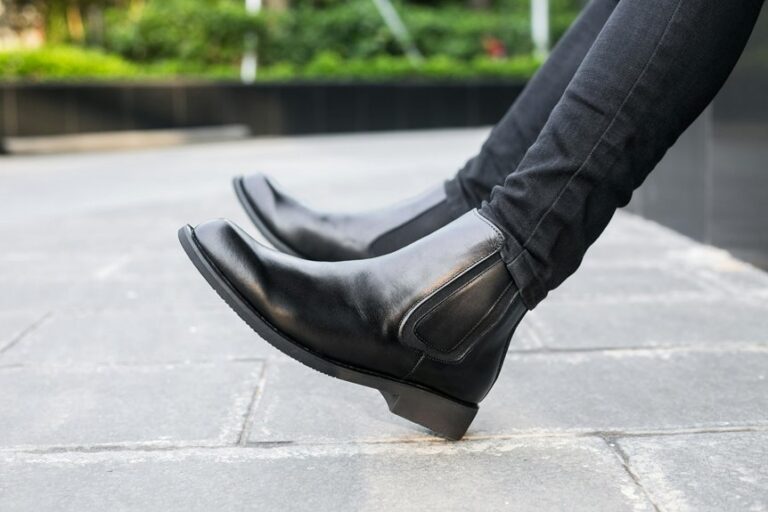 slim fit jeans with ankleboots
