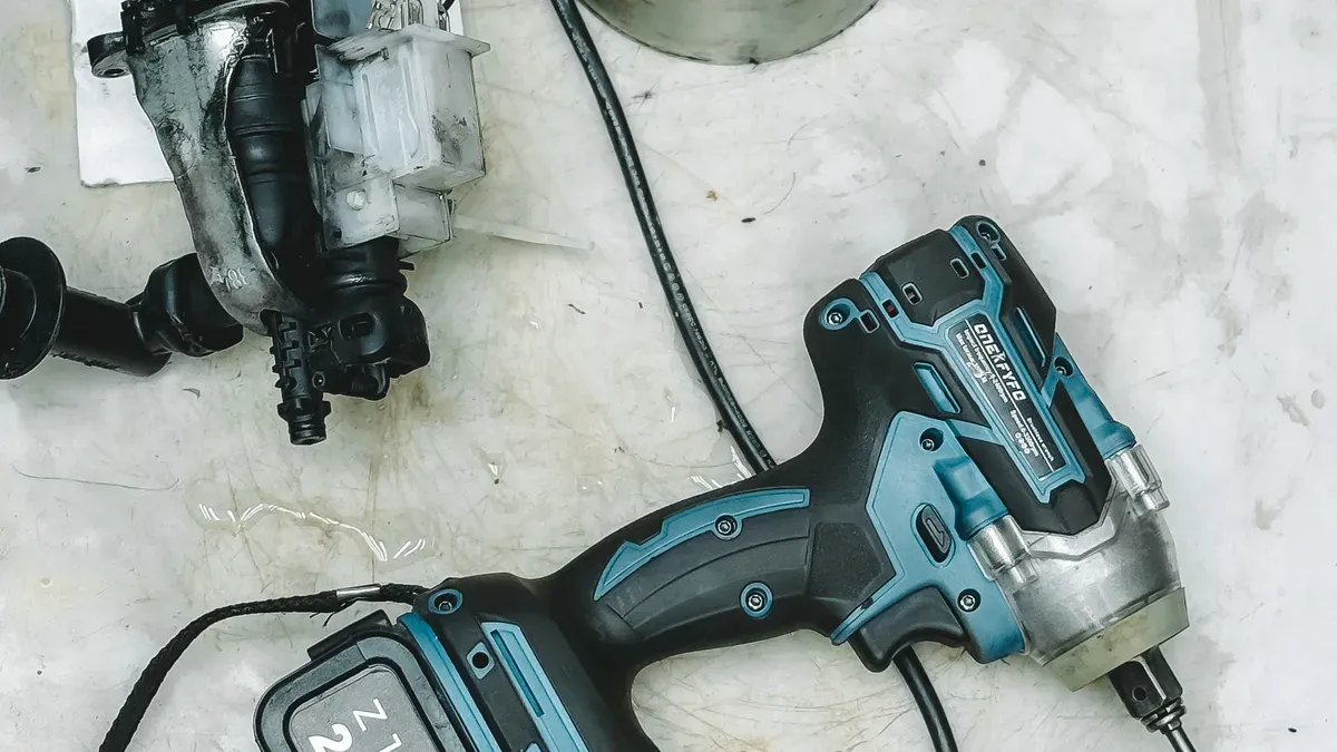 Hand Tools vs Power Tools: What You Really Need for Home Repairs